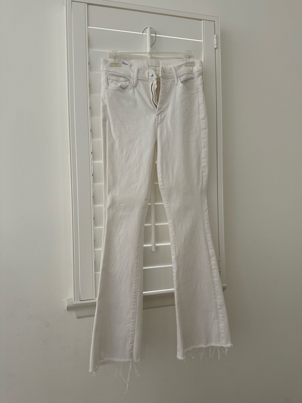 MOTHER White Women's Flare Jeans - High-Rise Style